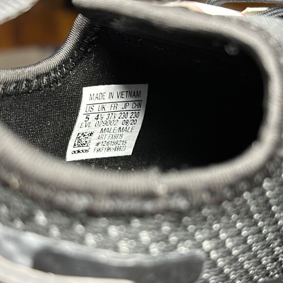 Adidas x NASA NMD R1 Spectoo - Picture 10 of 10